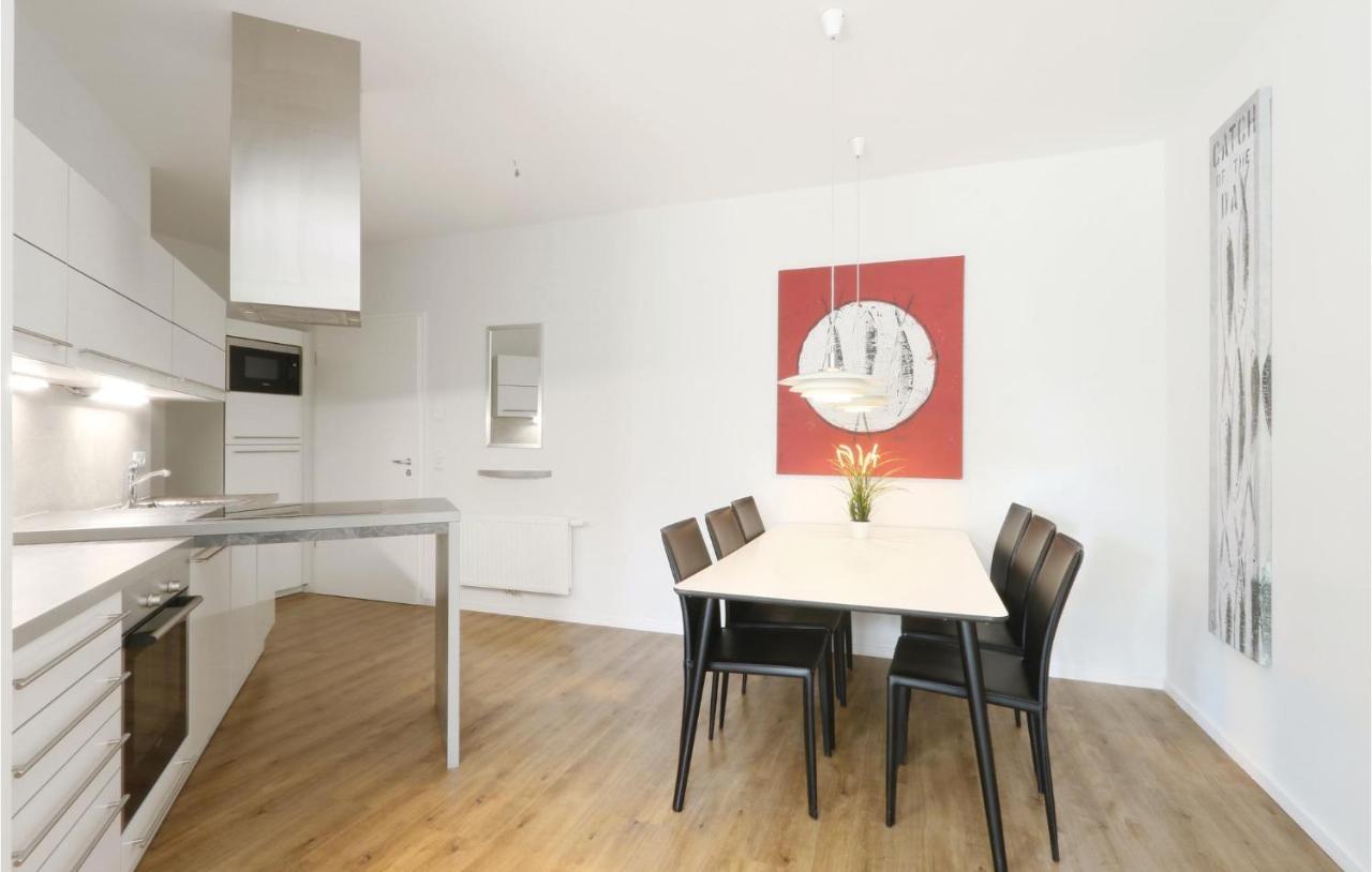 2 Bedroom Cozy Apartment In Luebeck Travemuende 外观 照片
